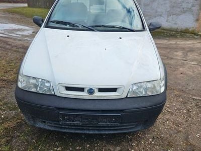 Gebraucht Fiat Strada 63 PS (46 kW) 2004 Weiß Pickup