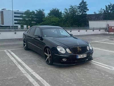 Mercedes E300