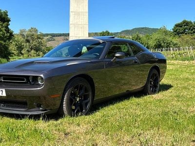 Grau Gebraucht 2017 Dodge Challenger Coupé | 21.900 € (Teuer)