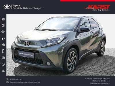 Gebraucht Toyota Aygo X Pulse 72 PS (52 kW) 2023 Cardamon green SUV