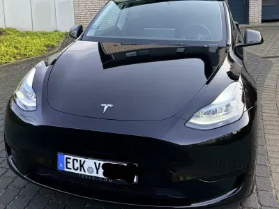 Gebraucht Tesla Model Y RWD 255 kW (347 PS) 2024 Schwarz SUV
