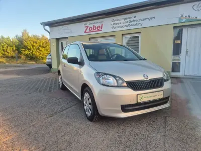 Używany Skoda Citigo Active 60 KM (44 kW) 2014 Srebrny Hatchback