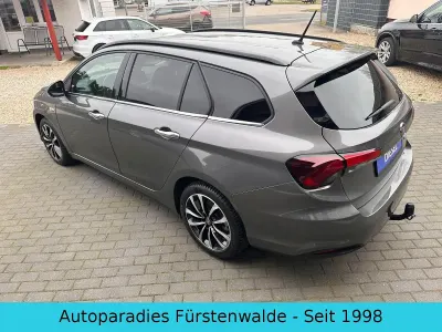 Gebraucht Fiat Tipo Lounge 120 PS (88 kW) 2017 Grau Limousine