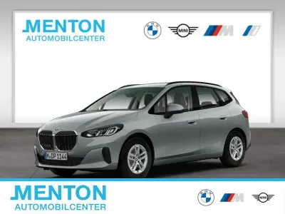Neu BMW 218 Active Tourer Performance 136 PS (100 kW) 2026 Silber Van / Kleinbus