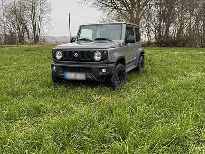 Gebraucht Suzuki Jimny Comfort+ 102 PS (75 kW) 2018 Grau SUV