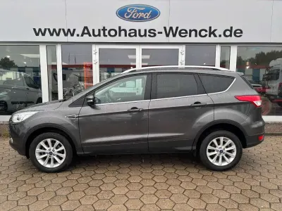 Gebraucht Ford Kuga Titanium 150 PS (110 kW) 2016 Grau SUV