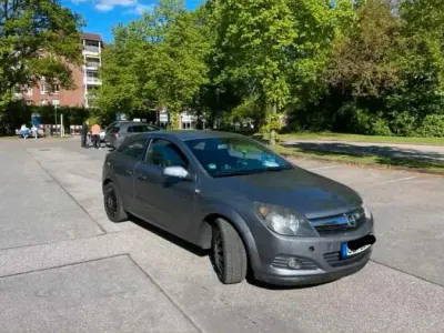 Używany Opel Astra 100 KM (73 kW) 2006 Szary Sedan/Limuzyna