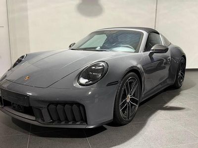 Neu Porsche 911 Targa 4 541 PS (397 kW) 2025 Grau Cabrio