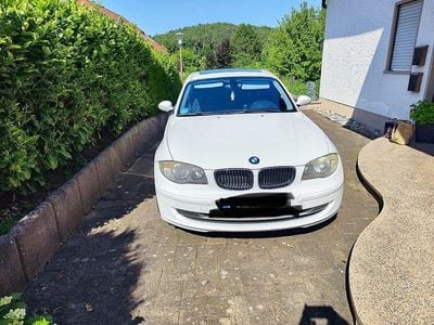 Weiß Gebraucht 2008 BMW 116 Kleinwagen | 3.900 € (Guter Preis)