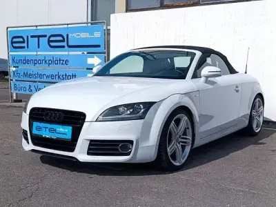 Gebraucht Audi TT Roadster S-Line 211 PS (155 kW) 2013 Weiß (gletscherweiss) Cabrio