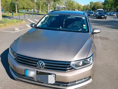 Gebraucht VW Passat 150 PS (110 kW) 2016 Gelb Kombi