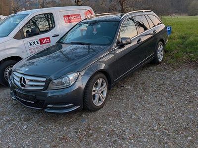 Gebraucht Mercedes C250 204 PS (150 kW) 2014 Limousine