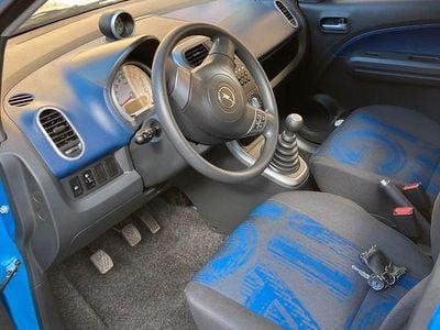 Opel Agila