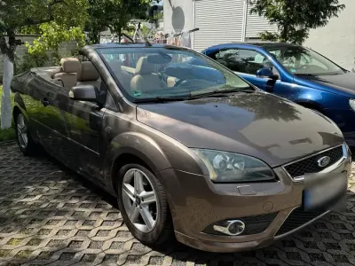 Gebraucht Ford Focus Cabriolet 145 PS (106 kW) 2007 Braun Cabrio