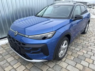 Neu VW T-Roc Cabriolet Style 150 PS (110 kW) 2026 Celestiablau metallic / ... SUV