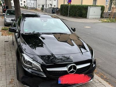 Mercedes CLA200