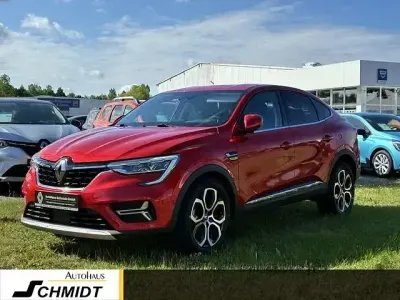 Gebraucht Renault Arkana Intens 150 PS (110 kW) 2021 Rot SUV
