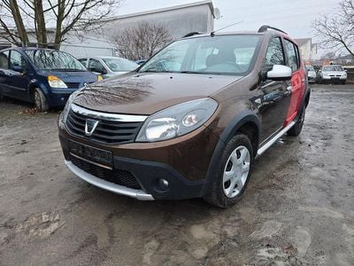 Gebraucht Dacia Sandero Stepway 84 PS (61 kW) 2012 Braun SUV