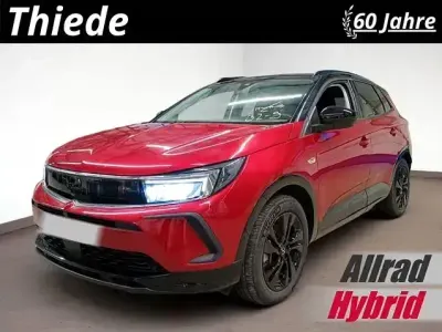 Second-hand Opel Grandland X GS Line 300 CP (220 kW) 2022 Roșu SUV