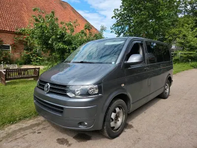 Gebraucht VW Multivan 179 PS (131 kW) 2009 Silber Van / Kleinbus