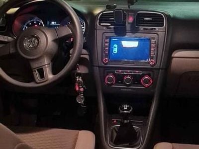 Gebraucht VW Golf VII 86 PS (63 kW) 2012 Weiß Limousine