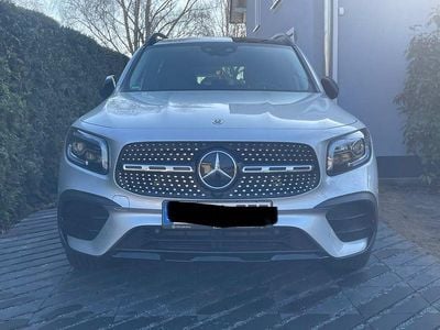 Gebraucht Mercedes GLB200 163 PS (119 kW) 2023 Silber SUV
