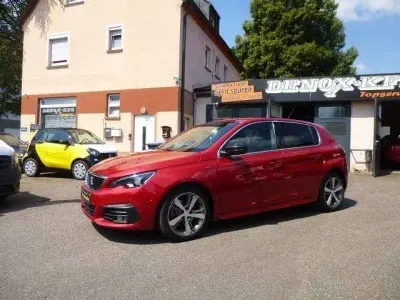 Gebraucht Peugeot 308 Allure GT-Line 150 PS (110 kW) 2018 Rot Kleinwagen