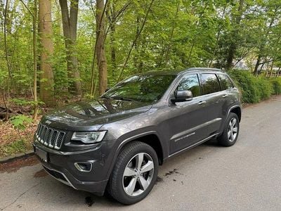Second-hand Jeep Grand Cherokee Overland 250 CP (183 kW) 2016 Gri SUV