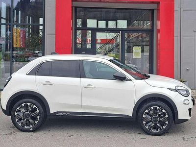 Nouă Fiat 600 La Prima 145 CP (106 kW) 2025 Alb SUV