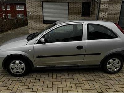 Gebraucht Opel Corsa 90 PS (66 kW) 2003 Silber Kleinwagen