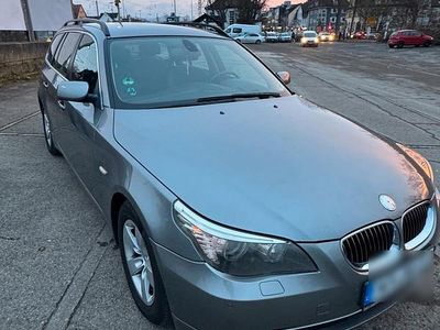 Gebraucht BMW 523 190 PS (139 kW) 2007 Grau Kombi