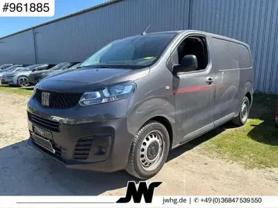 Gebraucht Fiat Scudo 144 PS (105 kW) 2022 Grau Van