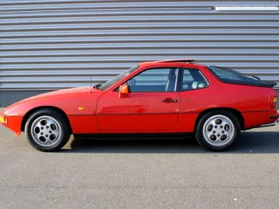 Second-hand Porsche 924 Edition 150 CP (110 kW) 1987 Roșu Coupe