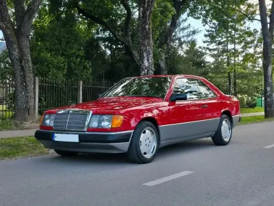 Gebraucht Mercedes 300 179 PS (131 kW) 1988 Rot