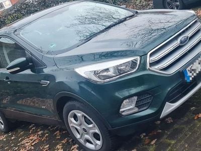 Usata Ford Kuga 150 CV (110 kW) 2018 Verde SUV