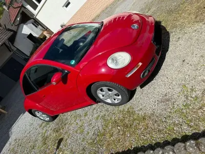 Gebraucht VW Beetle 102 PS (75 kW) 2009 Rot Kleinwagen