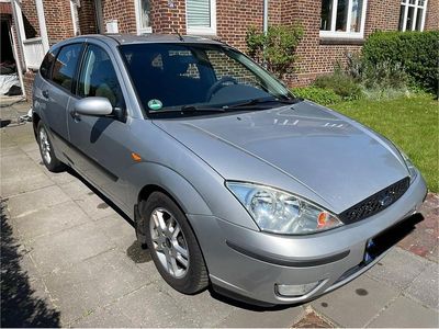 Usata Ford Focus 116 CV (85 kW) 2004 Argento Station wagon