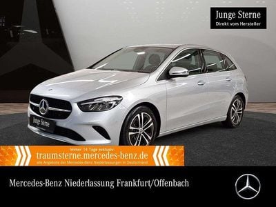 Gebraucht Mercedes B200 Advanced 163 PS (119 kW) 2025 Silber Van / Kleinbus