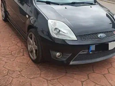 Gebraucht Ford Fiesta ST 150 PS (110 kW) 2005 Schwarz Kleinwagen