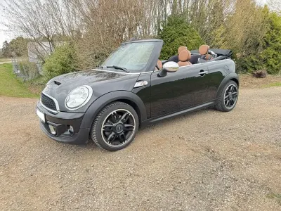Gebraucht Mini Cooper S Cabriolet Chili 184 PS (135 kW) 2012 Schwarz Cabrio