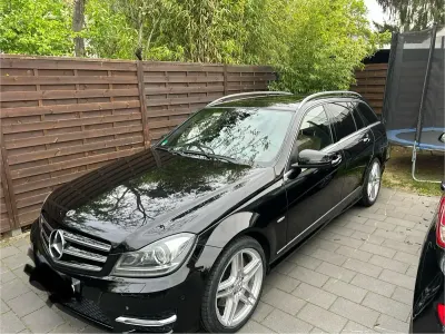 Gebraucht Mercedes C350 306 PS (225 kW) 2011 Schwarz Kombi