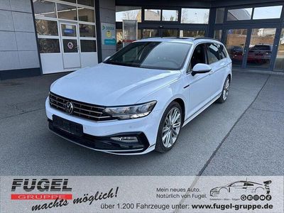 Gebraucht VW Passat R-line 200 PS (147 kW) 2022 Gletscherweiß metallic Kombi