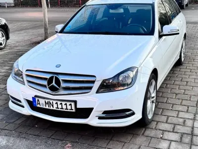 Gebraucht Mercedes C220 170 PS (125 kW) 2013 Weiß Kombi