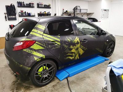 Gebraucht Mazda 2 105 PS (77 kW) 2009 Grün Kleinwagen