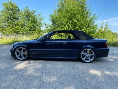 Gebraucht BMW 330 Cabriolet Sport Line 231 PS (169 kW) 2002 Blau Cabrio
