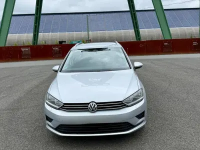 Gebraucht VW Golf Sportsvan Comfortline 116 PS (85 kW) 2017 Silber Van / Kleinbus