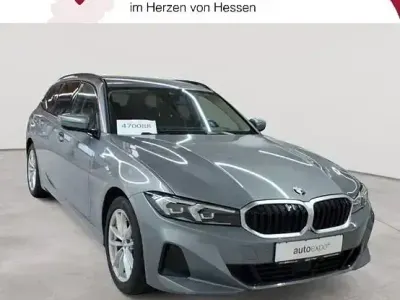 Gebraucht BMW 318 Sport Line 150 PS (110 kW) 2024 Skyscraper grau metallic Kombi