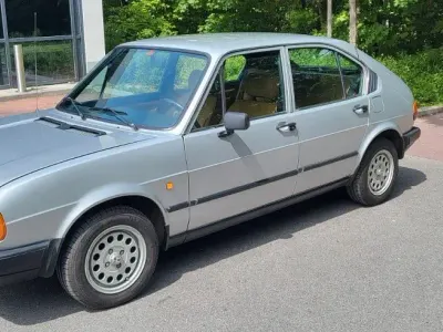 Gebraucht Alfa Romeo Alfasud 79 PS (58 kW) 1983 Silber Kleinwagen
