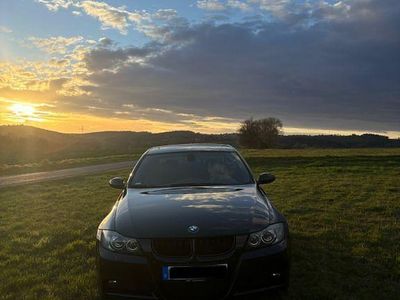 Gebraucht BMW 325 M Sport 218 PS (160 kW) 2007 Schwarz Limousine