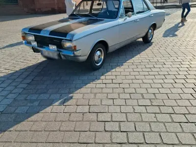 Gebraucht Opel Rekord 90 PS (66 kW) 1970 Silber Limousine